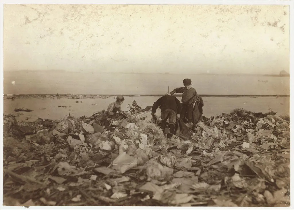 Lewis Hine 24